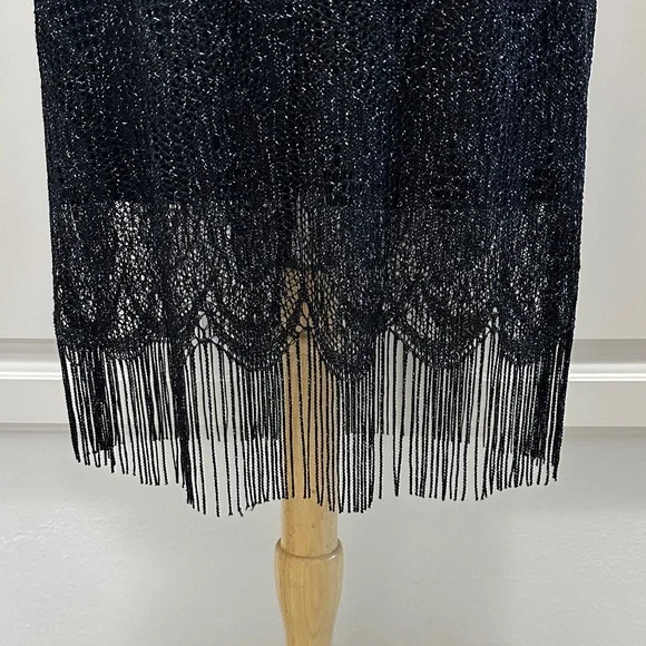 Hourglass Shimmering Black Dress - Picture 4 of 10